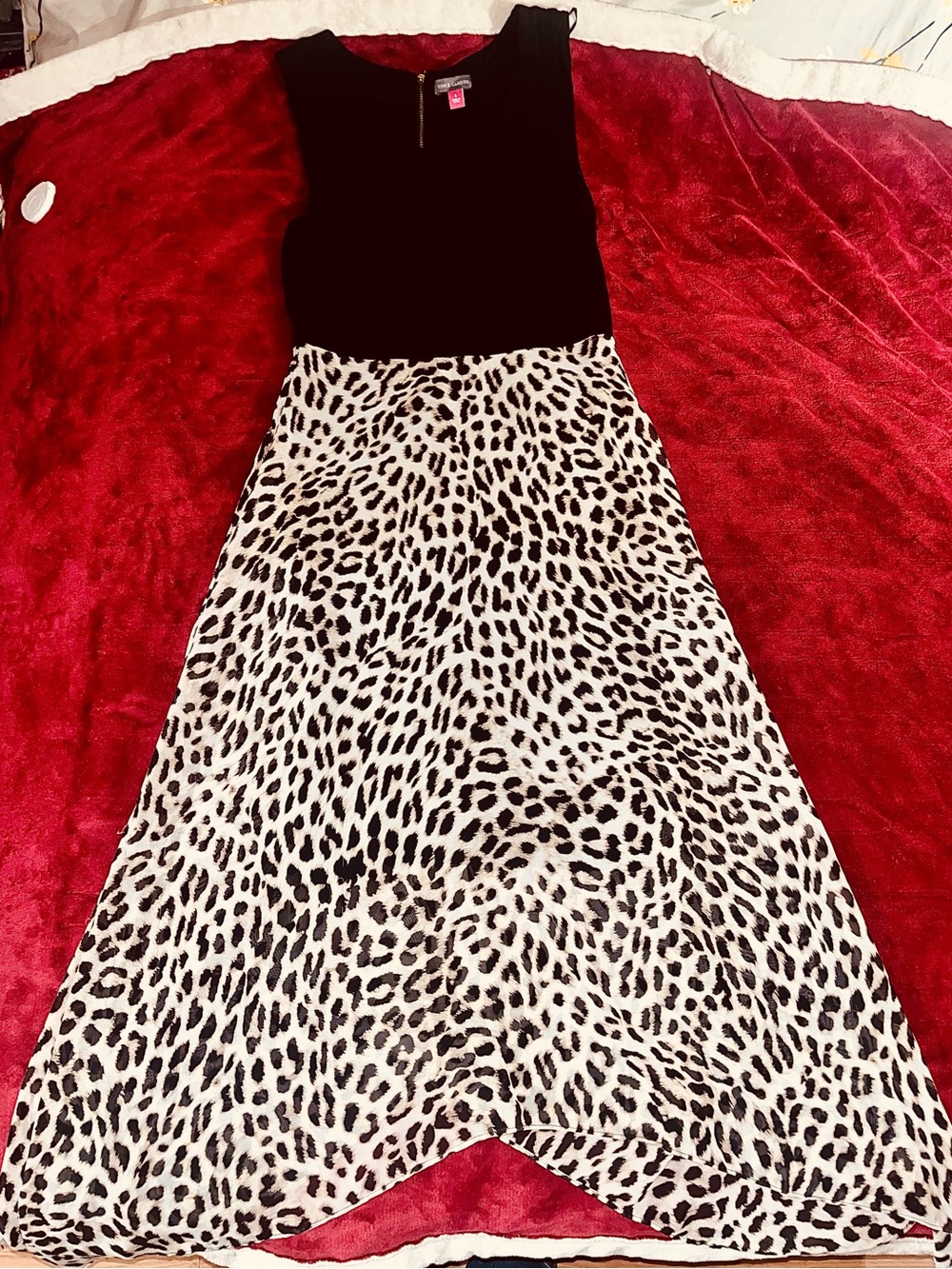 Vince Camuto Black Bodice Leopard Print Midi Dress